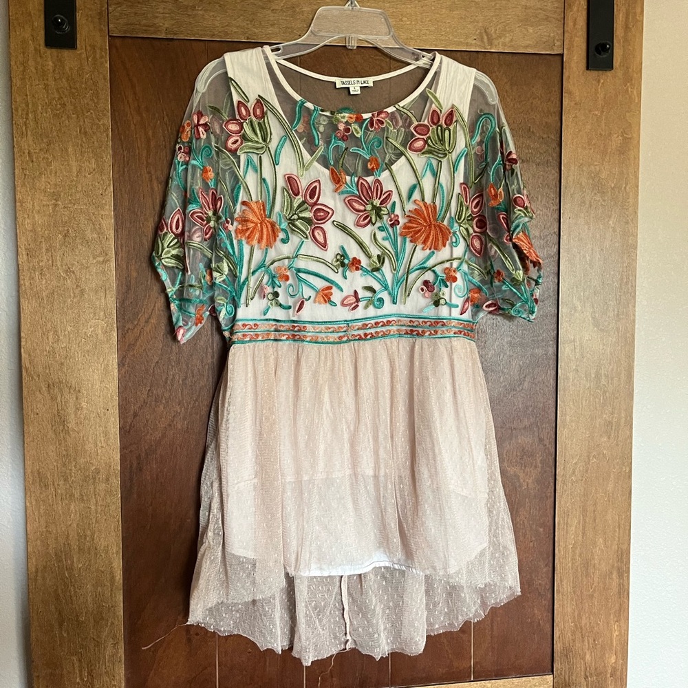 Boutique lacey shirt!